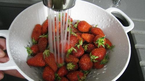 моєму полуницю