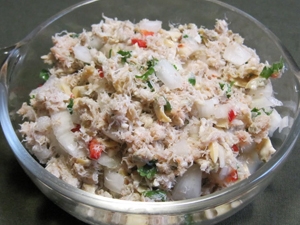 перемішуємо всі компоненти салату