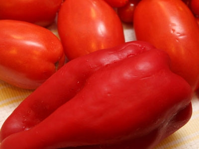 помідори і перець