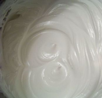 збиваємо білки