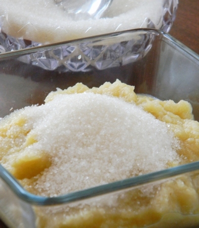 засипаємо цукром