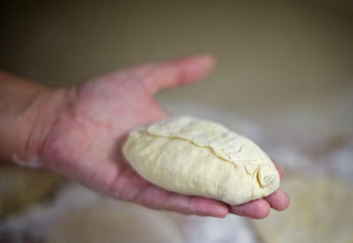 пиріжок з рисом і м'ясом