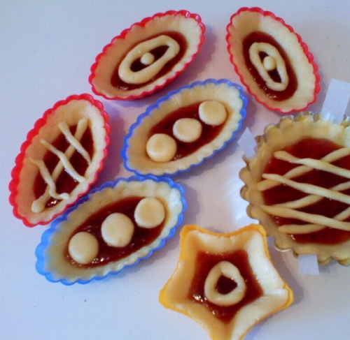 подаємо пісочний корзики