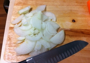 нарізаємо лук