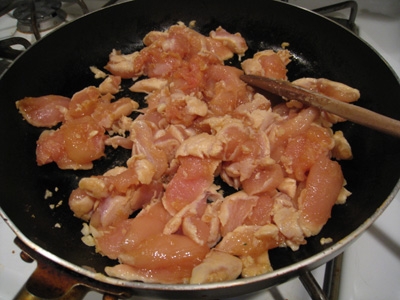 обсмажуємо філе курки