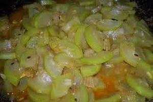 спеції обсмажуємо