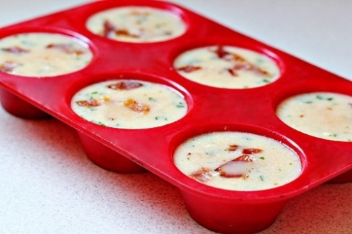 Готова суміш у форму для випічки