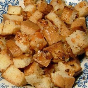 сухарі в томаті