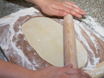 тсто на столі