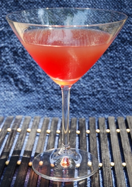 наливаємо у келих Гренадін