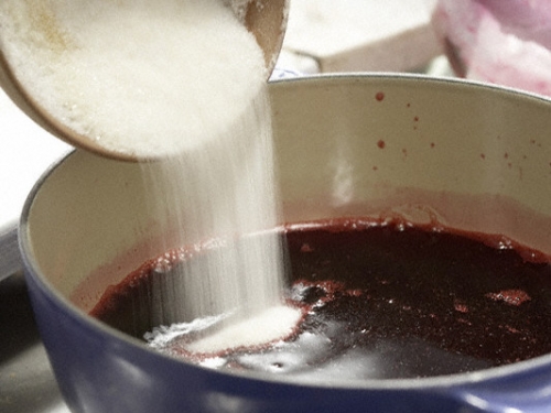 цукор і сік смородини