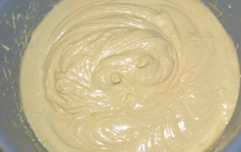 збиваємо всі інгредієнти для тіста