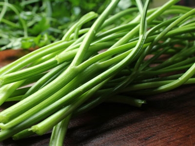 зелень на дошці