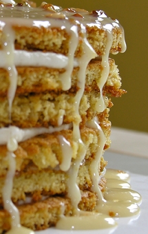 торт медовий зі згущеним молоком