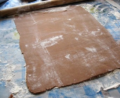 розкачуємо тісто