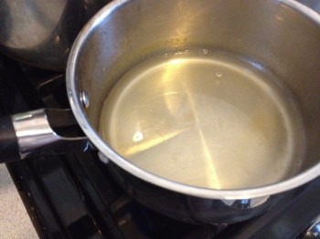 розчиняємо желатин в теплій воді