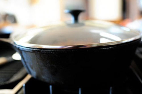 тушкуємо гречку з грибами