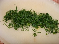 Подрібнюємо зелень