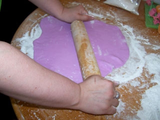 мастика на столі