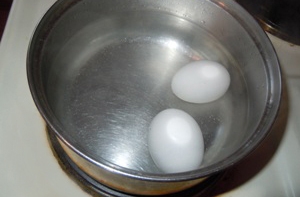 Варимо яйця круто