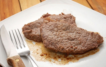 смажений стейк з яловичини