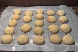 печиво сніжки напротивне