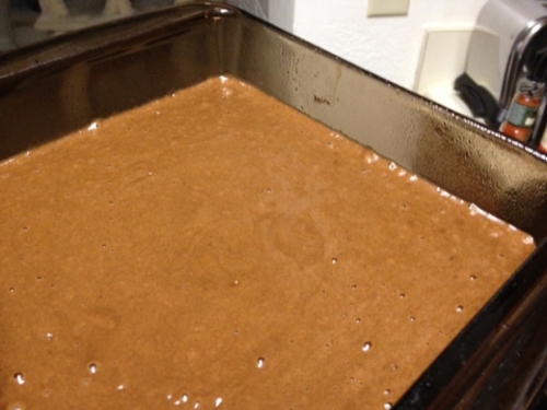 виливаємо тісто у форму