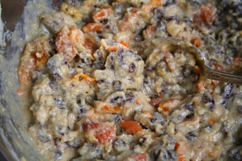 молоко,родзинки в тісто