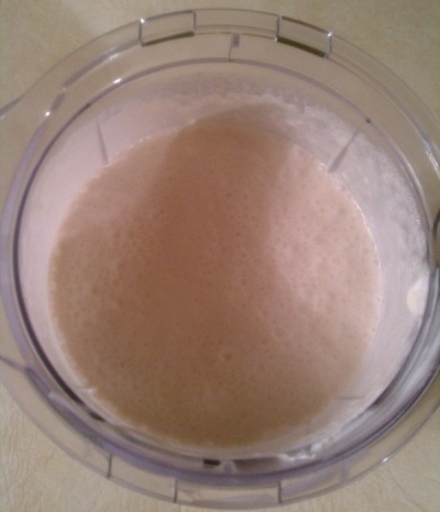 готовий коктейль в блендері