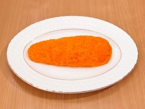 Прикрашаємо салат