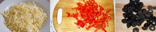 Сир тремо, перець ріжемо, маслини чистимо