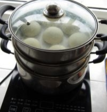 готуємо пампушки на пару