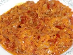 Тремо на тертці моркву і кабачок