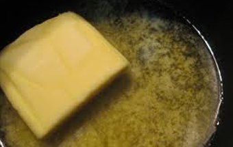 розтоплюємо вершкове масло