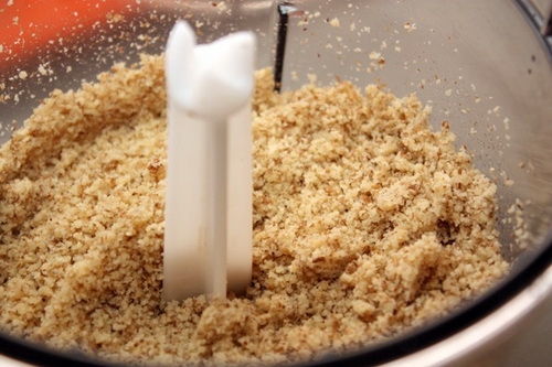 волоські горіхи подрібнені в крихту