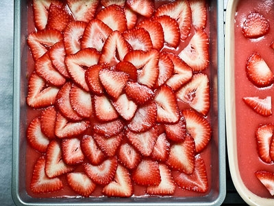 тістечко з полуницею