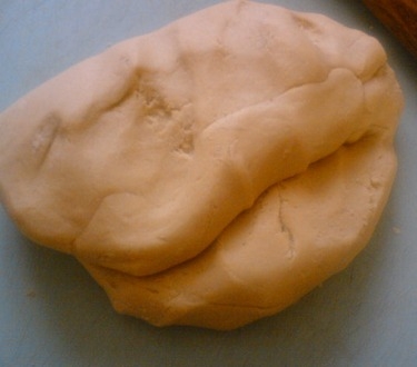 замішуємо м'яке тісто