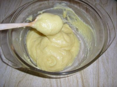 замішуємо тягуче тісто