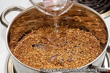 заливаємо гречку водою