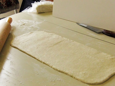 тісто на столі