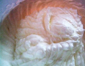 збиваємо жовтки