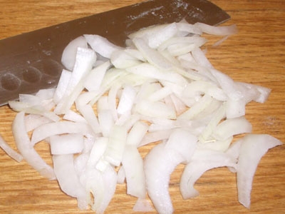 лук четвертинами