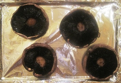 викладаємо гриби на деко