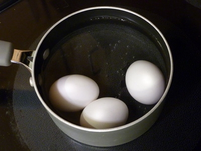 варимо яйця всмятку