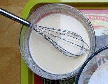 рідкі інгредієнти змішуємо