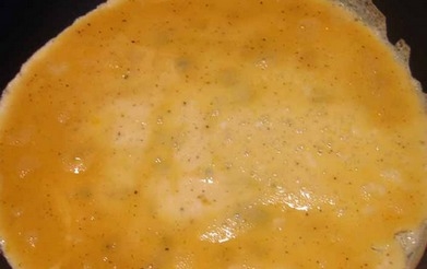 готуємо яєчний млинець