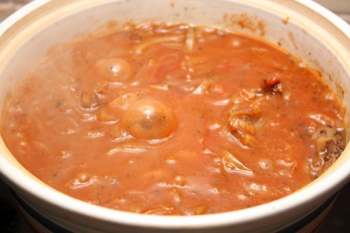 заливаємо водою і тушкуємо