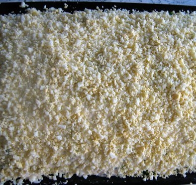 посипаємо яйцями