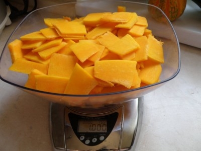 нарізаємо гарбуз