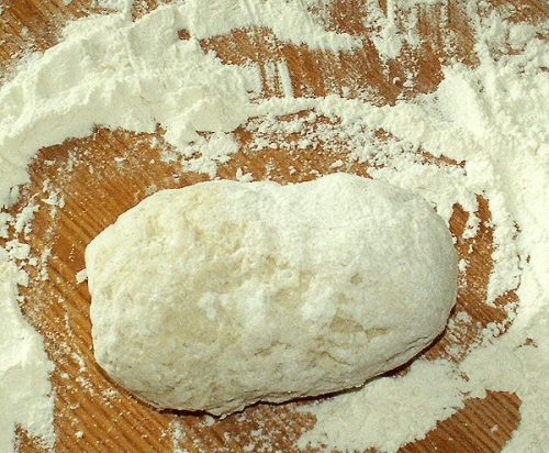 добре відбиває дріжджове тісто